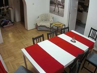 voyeurcam-julmodels-dining