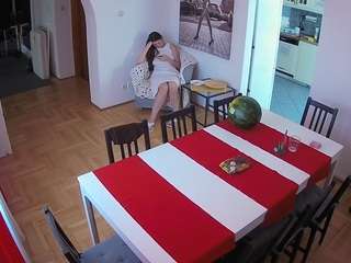 voyeurcam-julmodels-dining