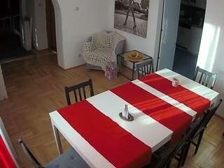 voyeurcam-julmodels-dining