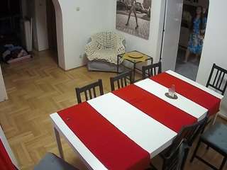 voyeurcam-julmodels-dining