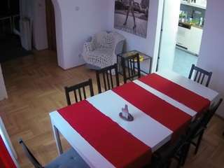 voyeurcam-julmodels-dining
