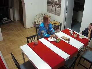 voyeurcam-julmodels-dining
