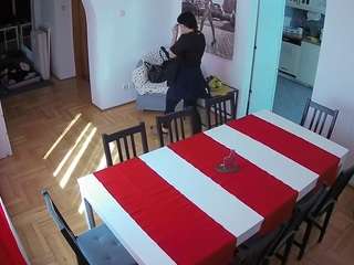 voyeurcam-julmodels-dining