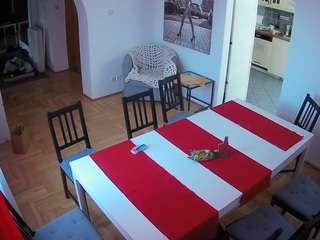 Julmodels Dining Room live cam preview