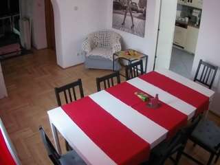 voyeurcam-julmodels-dining's live room