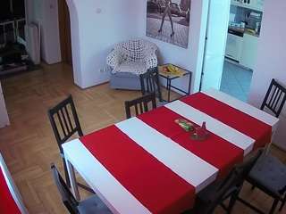 voyeurcam-julmodels-dining's live room