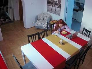 voyeurcam-julmodels-dining
