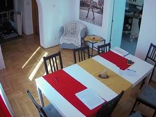 voyeurcam-julmodels-dining