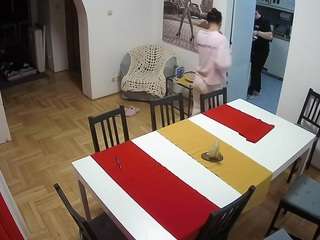 voyeurcam-julmodels-dining
