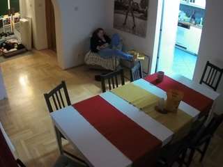 Julmodels Dining Room live cam preview