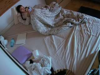 voyeurcam-julmodels-greybed-1 Cam Model camsoda