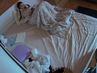 voyeurcam-julmodels-greybed-1 Cam Model camsoda