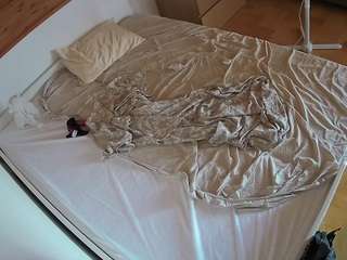 camsoda voyeurcam-julmodels-greybed-1