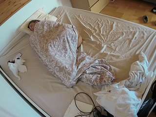 voyeurcam-julmodels-greybed-1 Xnxx Model camsoda