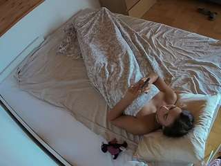 Voyeur Latina camsoda voyeurcam-julmodels-greybed-1