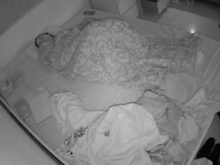 voyeurcam-julmodels-... webcam