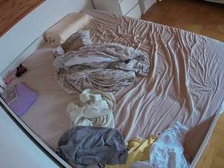 voyeurcam-julmod... Live Webcam on CamSoda