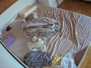 voyeurcam-julmod... Live Webcam on CamSoda