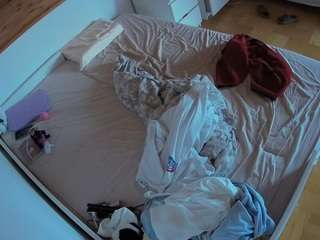 voyeurcam-julmodels-greybed-1 Modèle Webcam Profil
