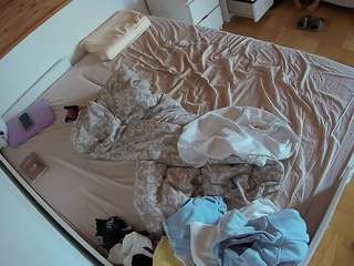 voyeurcam-julmodels-greybed-1 Modèle Webcam Profil