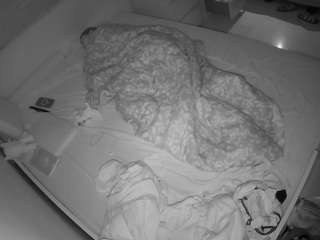 voyeurcam-julmodels-greybed-1 Webcam Model Profile