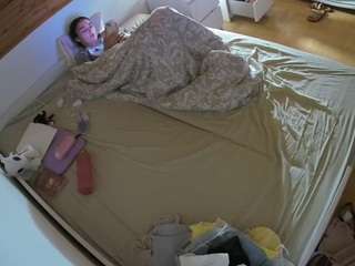 voyeurcam-julmodels-greybed-1 Modèle Webcam Profil