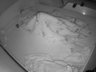 voyeurcam-julmodels-greybed-1 webcam model