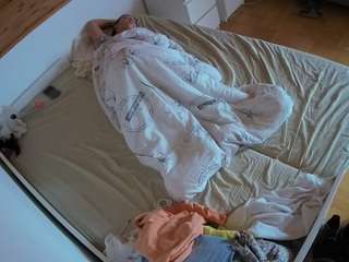 voyeurcam-julmodels-... webcam