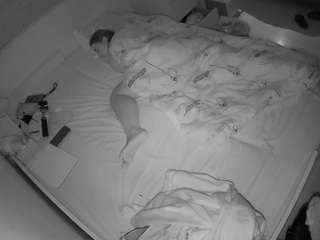 voyeurcam-julmod... Live Webcam on CamSoda