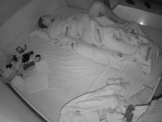 voyeurcam-julmodels-greybed-1 Profile Image voyeurcam-julmodels-greybed-1 Profile Image