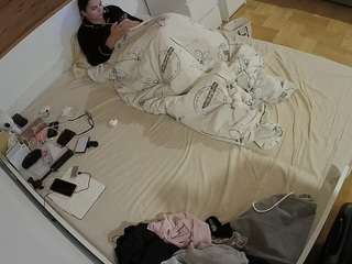 voyeurcam-julmod... Live Webcam on CamSoda