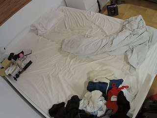 Live Sex Chat with Julmodels Bedroom-B1 (@voyeurcam-julmodels-greybed-1)