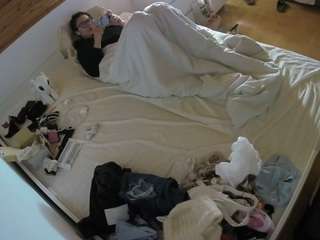 Julmodels Bedroom-B1 live webcam on Soda Cams