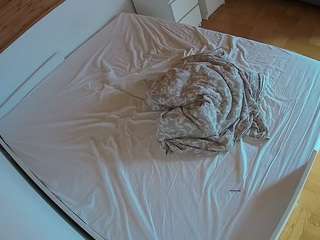 voyeurcam-julmodels-greybed-1 live cam profile