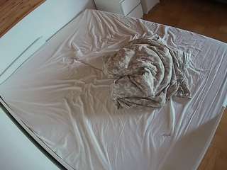 voyeurcam-julmodels-greybed-1 live cam profile