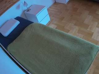 voyeurcam-julmodels-greybed-1 live cam profile