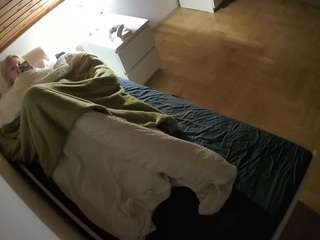 voyeurcam-julmodels-greybed-1 live cam profile