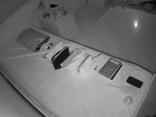 voyeurcam-julmodels-greybed-1's CamSoda show and profile