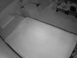 le modèle voyeurcam-julmodels-greybed-1 est en webcam porno dans un show sur le site camsoda, il possède les tags suivants: amateur,flash,flashing,hidden,hidden cam,julmodels-house,pov,sexwebcam,voyeur,hd