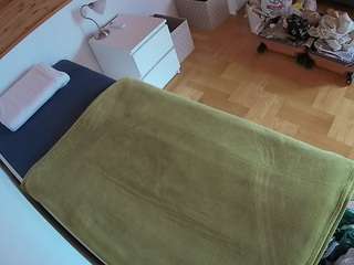 le modèle voyeurcam-julmodels-greybed-1 est en webcam porno dans un show sur le site camsoda, il possède les tags suivants: amateur,flash,flashing,hidden,hidden cam,julmodels-house,pov,sexwebcam,voyeur,hd