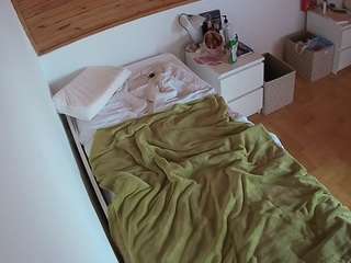 voyeurcam-julmodels-greybed-1 Sex Cam Show