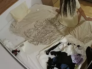 Julmodels Bedroom-B1's Live Sex Cam Show