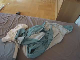 voyeurcam-julmodels-greybed-2 Im Live Cam Models camsoda