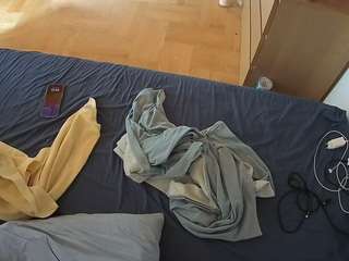 voyeurcam-julmodels-greybed-2 Real Live Voyeur Cam camsoda