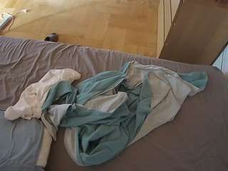 camsoda voyeurcam-julmodels-greybed-2