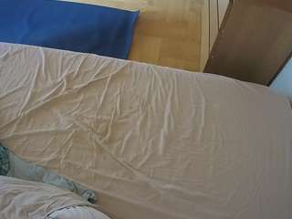 camsoda voyeurcam-julmodels-greybed-2