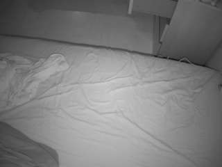 Spy Voyeur camsoda voyeurcam-julmodels-greybed-2