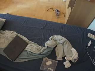 Voyur House camsoda voyeurcam-julmodels-greybed-2