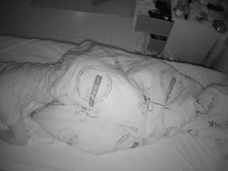 voyeurcam-julmodels-greybed-2's Info Image