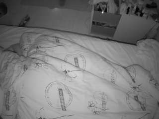voyeurcam-julmodels-... webcam